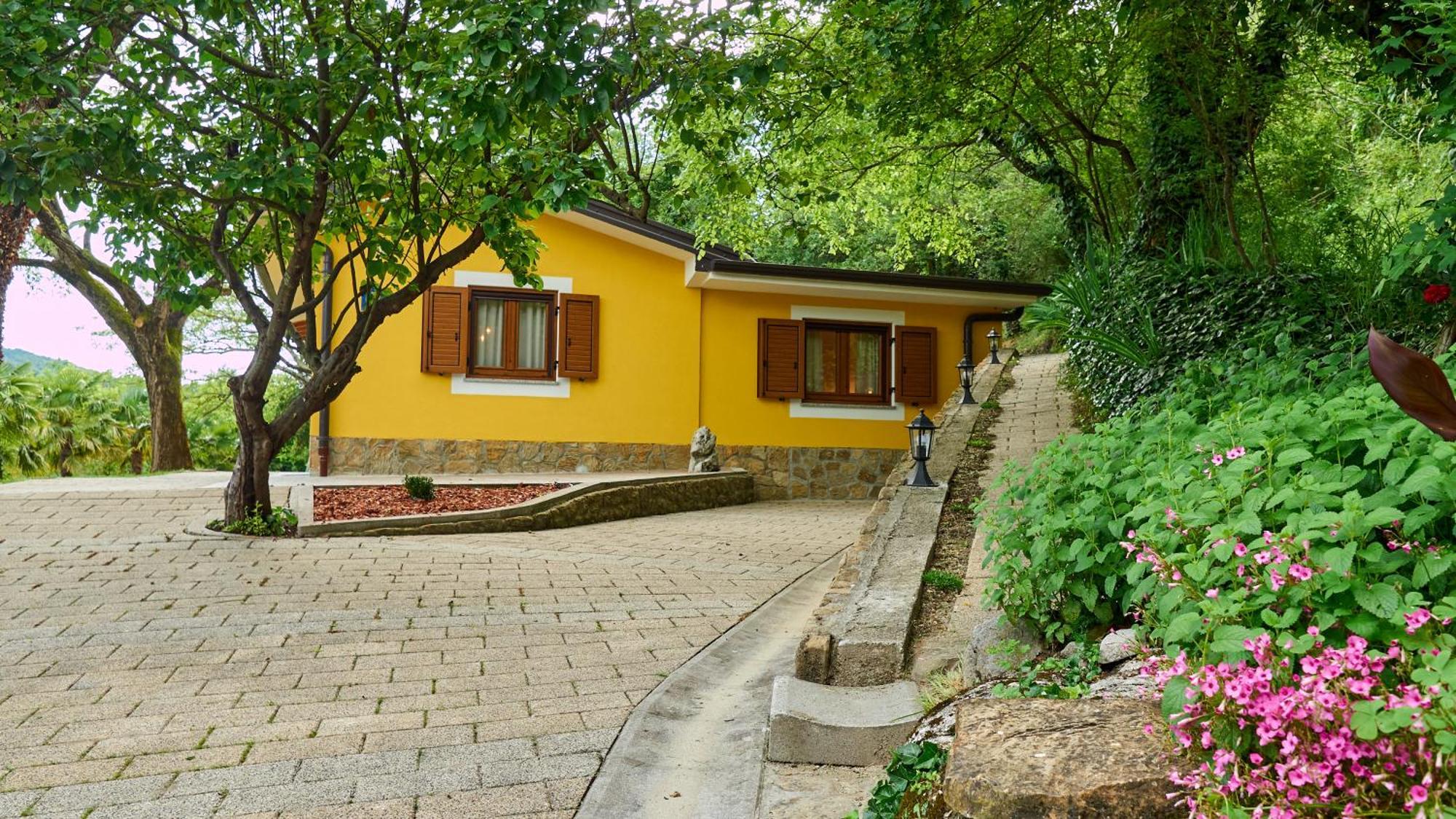 Casa Valla By Rent Istria Buzet Room photo